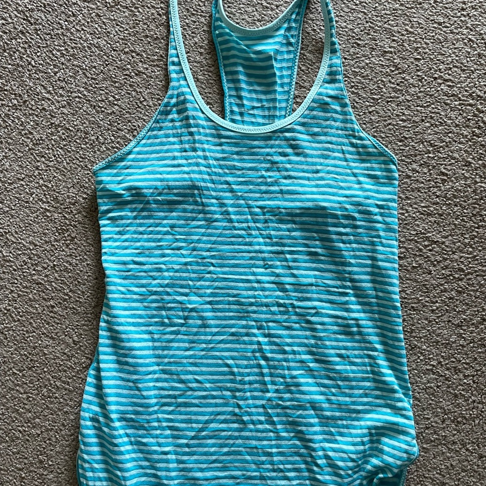 Lulu lemon tank